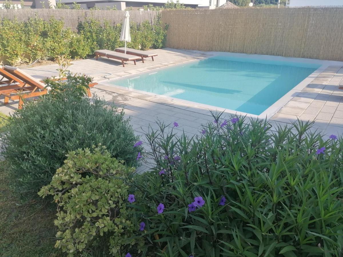 Endless Summer Pool Flat Ixiá Eksteriør bilde